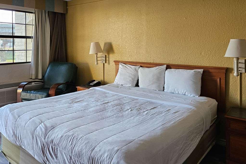 Quality Inn Nacogdoches Near University Номер фото